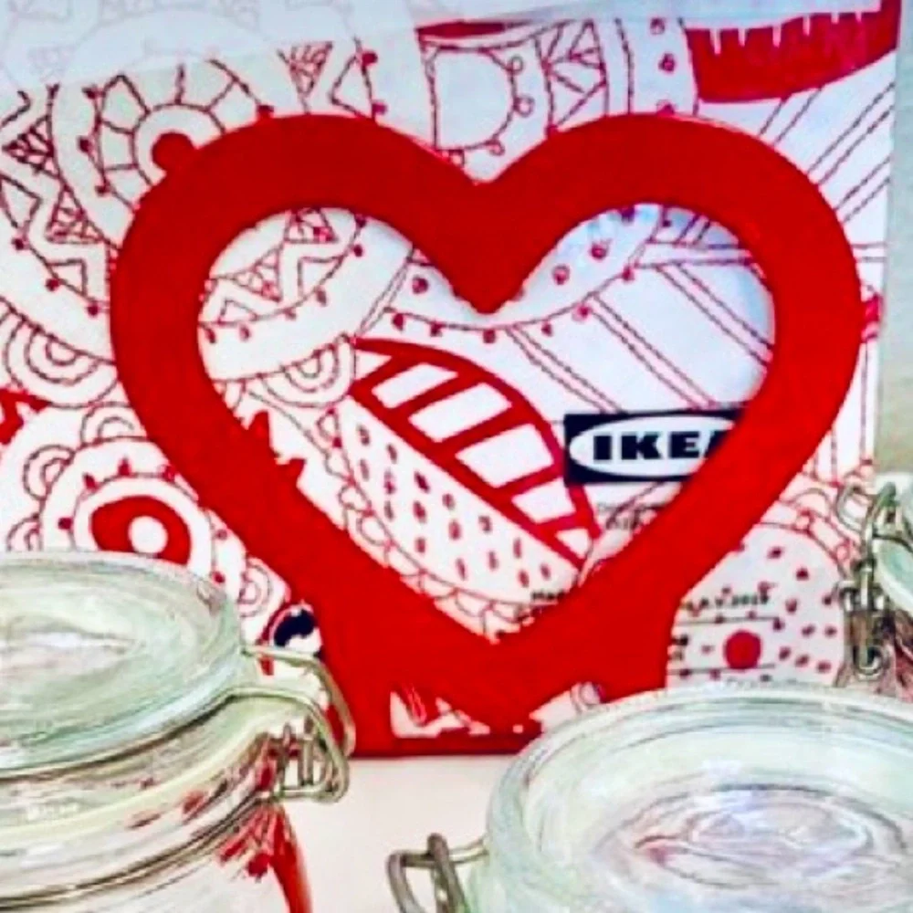 IKEA Vinterfest Heart Napkin Holder